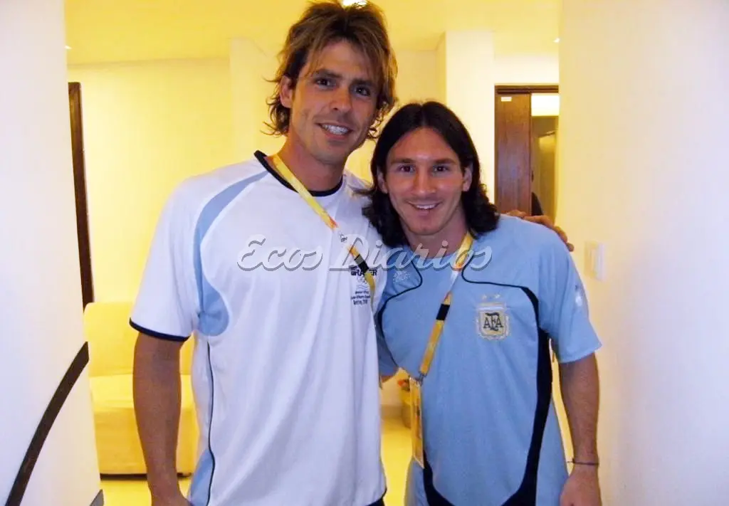 Eduardo Otero junto a Lionel Messi en Beijing 2008