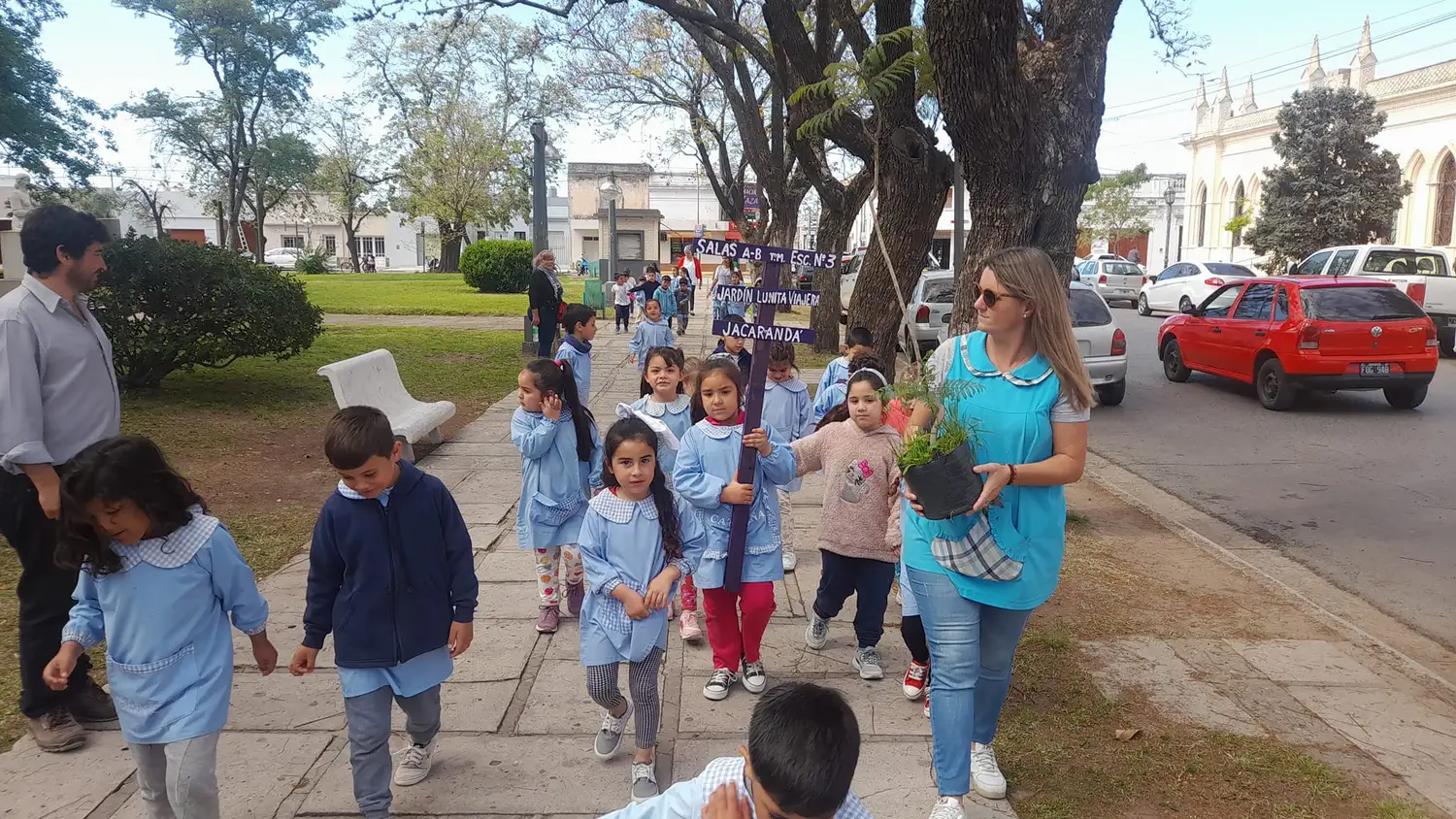 Cuatro salas del jardín de infantes de "Marcos Sastre" participaron de la actividad ambientalista.