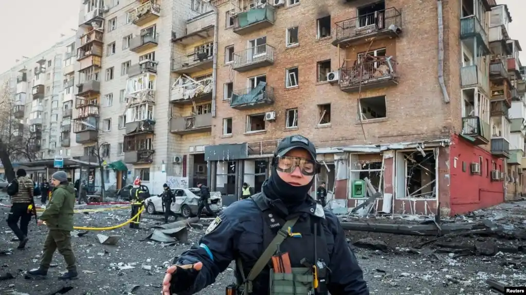 La capital de Ucrania bajo fuego; líderes de la UE visitarán Kiev