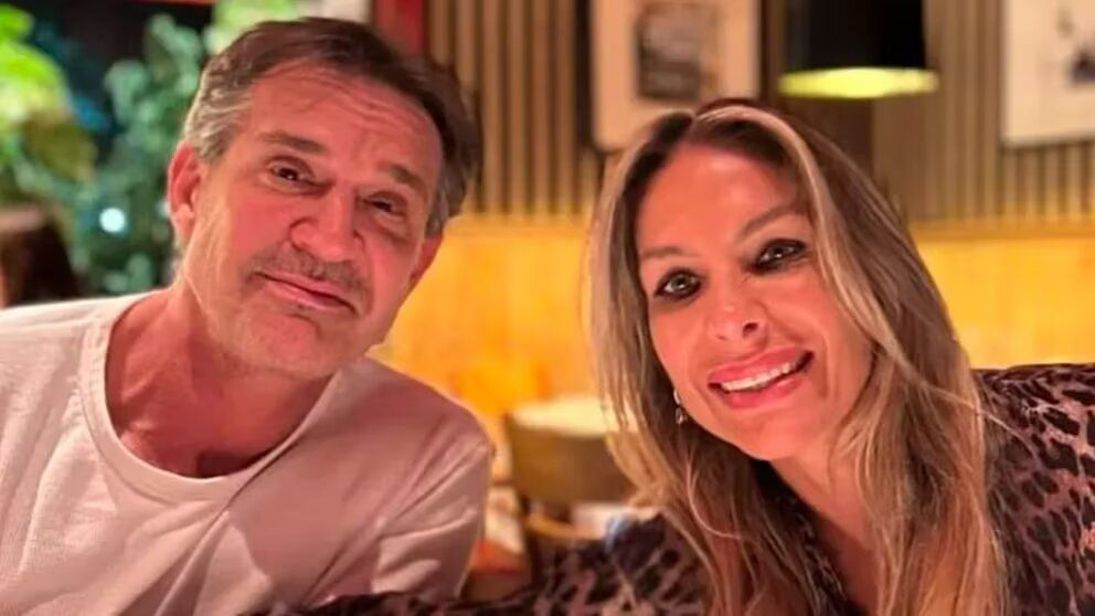 La esposa del médico comenzó a vender ropa desde su casa