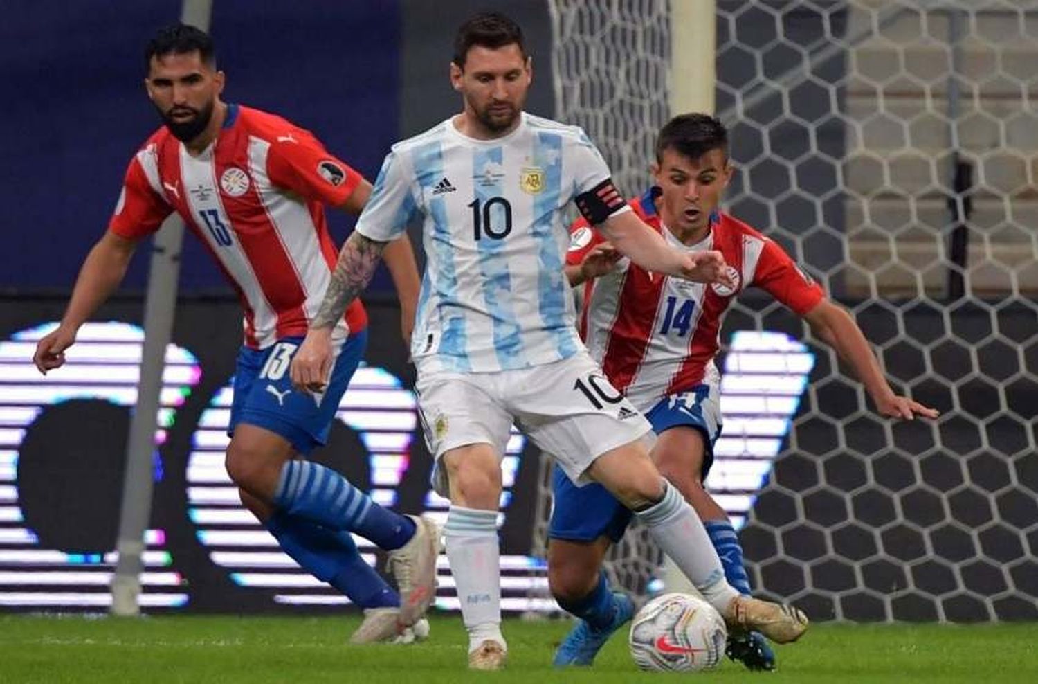 Argentina visita a Paraguay buscando dar otro paso firme rumbo a Qatar