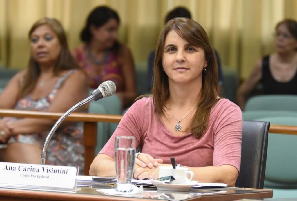 Carina Visintini, actual presidenta del Consejo de Administración del SAMCo Rafaela, Carina Visintini, desoye el pedido del Concejo Municipal