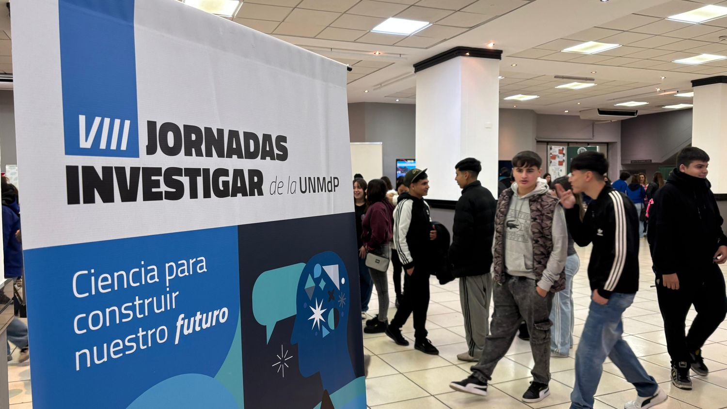 La organización trabajó en conjunto con inspectores y docentes de escuelas marplatenses para definir temáticas relevantes.