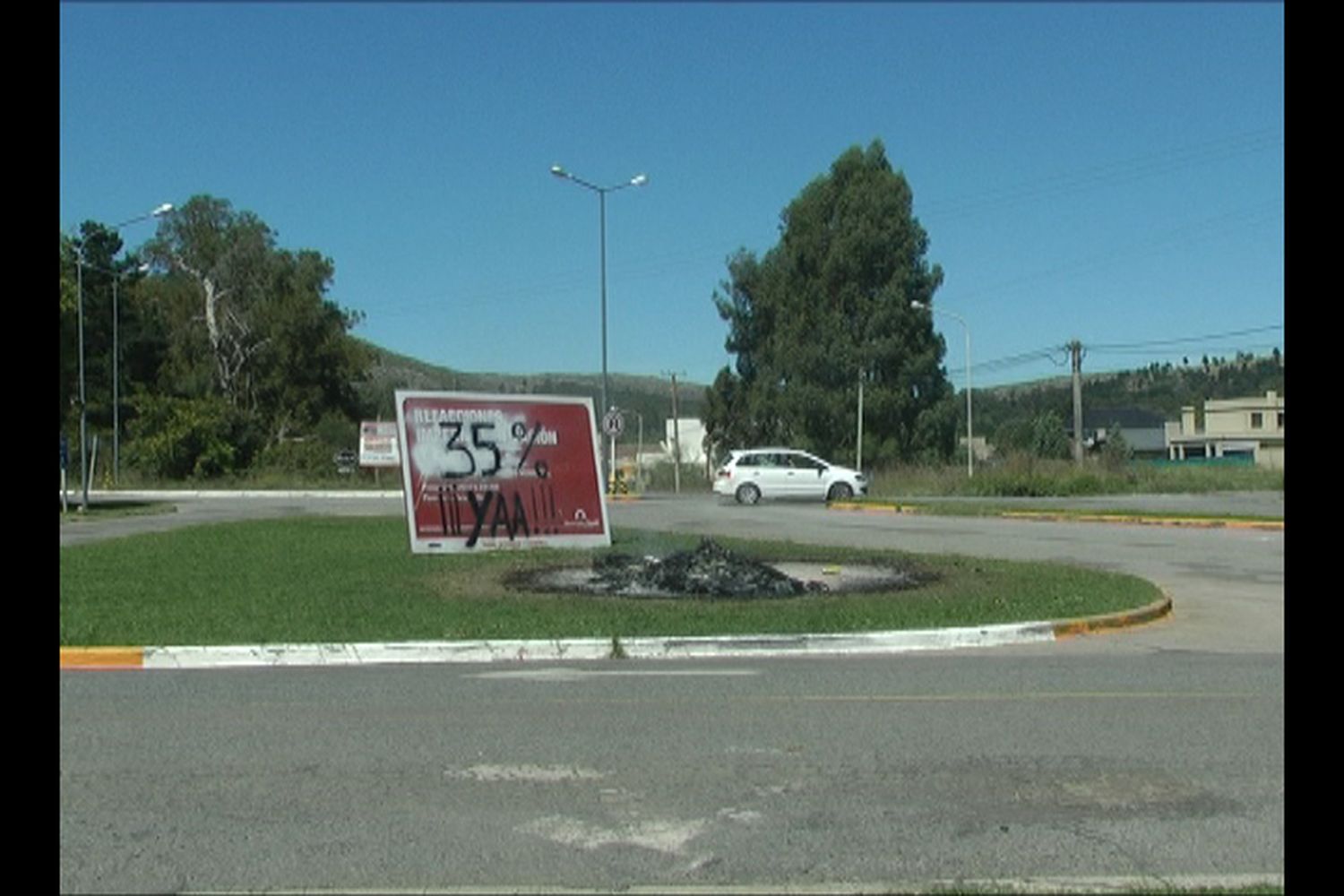 Trabajadores del cementerio incrementan la protesta el jueves