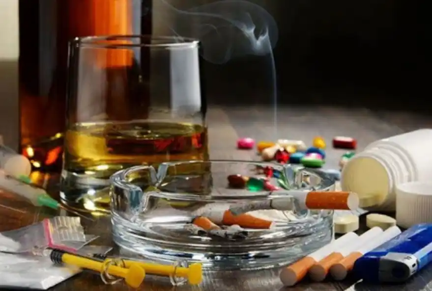 Consumos problemáticos: con eje en las personas y mirada federal