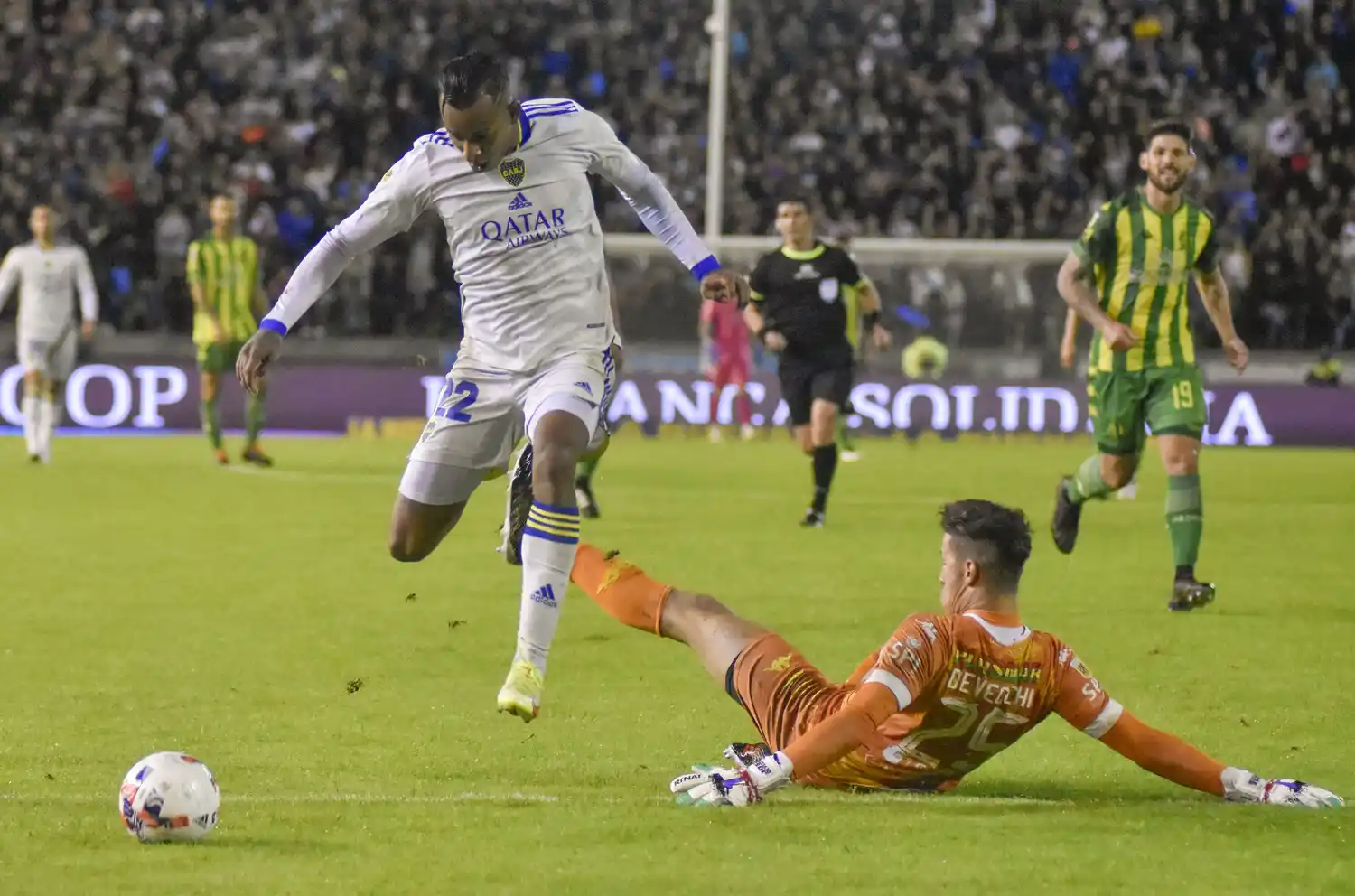 El colombiano Villa está cerca de emigrar a Rusia