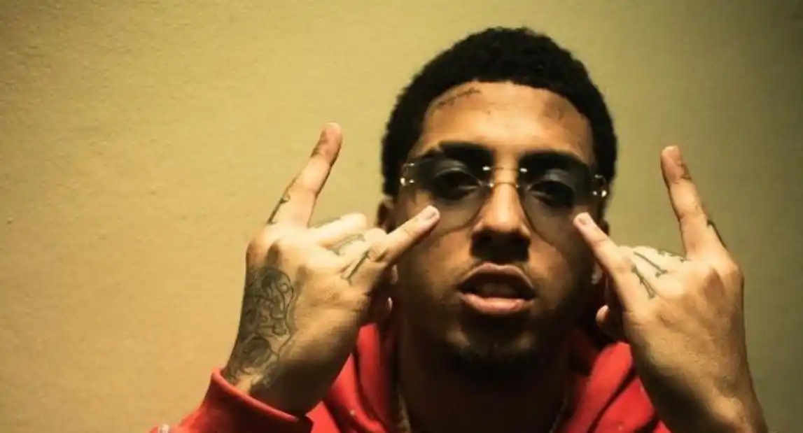 Se entrega a la policía el trapero boricua CDobleta por caso de asesinato