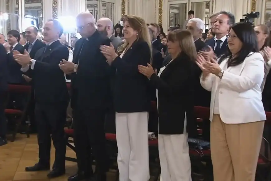 Asumió Alejandra Monteoliva