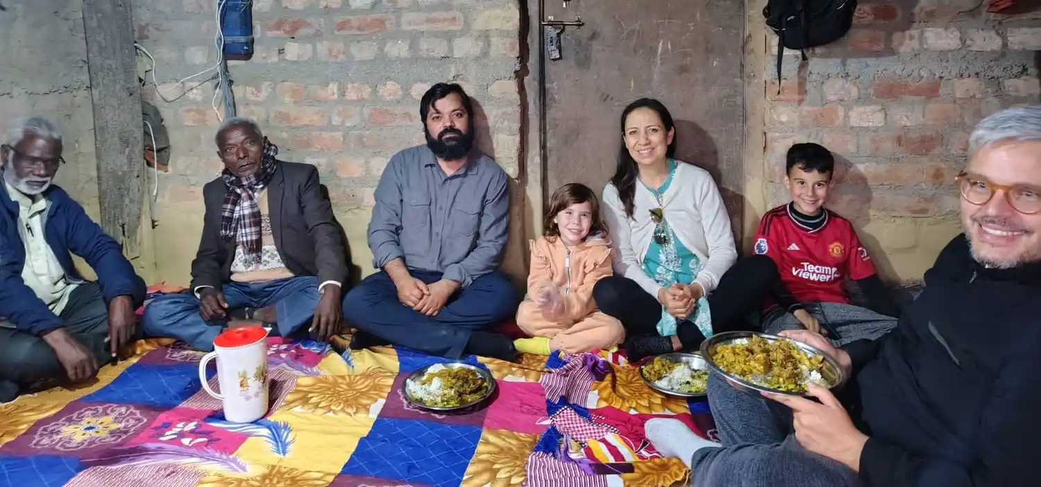 Hora de la comida al modo nepalí-