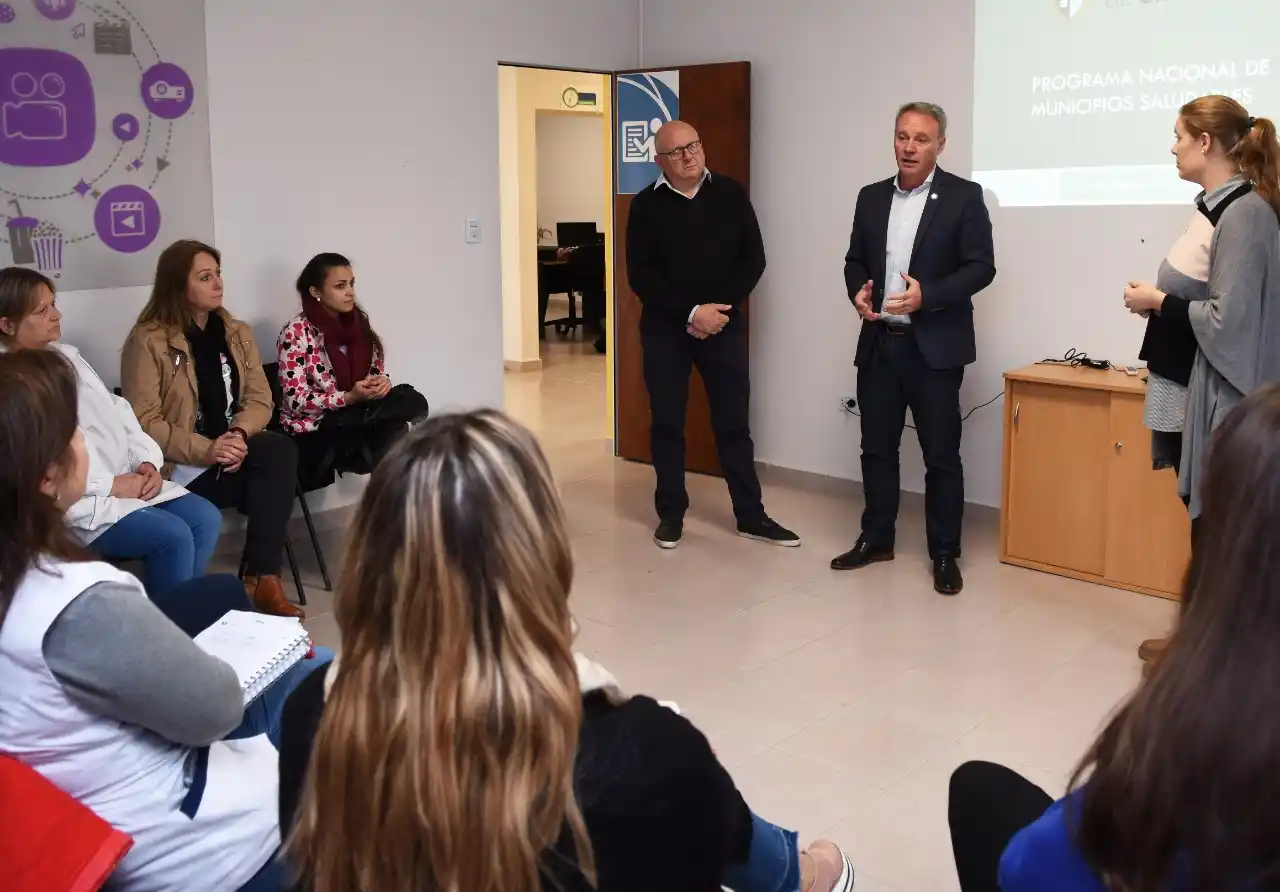 Buscan consolidar los kioscos saludables en las escuelas