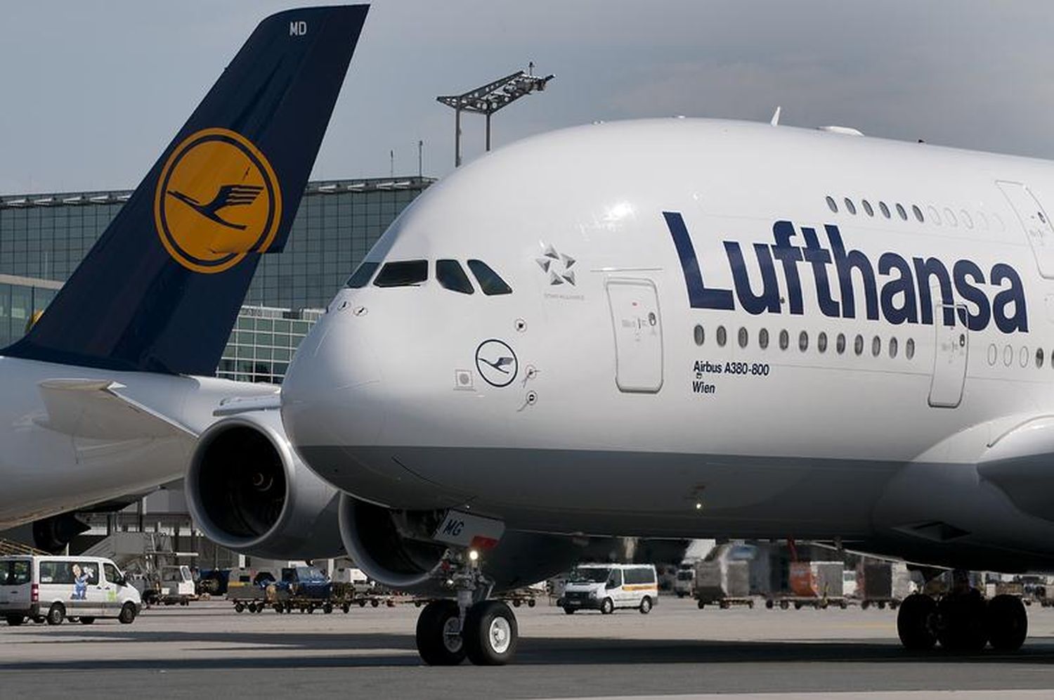 La recuperación no llega: Lufthansa retira todos los Airbus A380, los A340 y extiende el programa de despidos