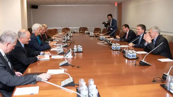Dujovne y Lagarde se reunieron en la sede del FMI