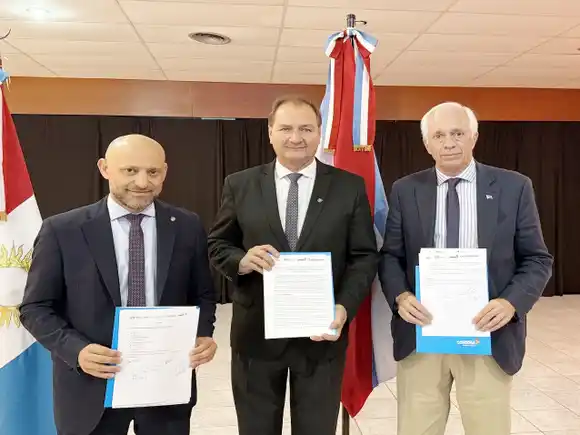 La Región Centro unificó criterios para regular la labor de los aplicadores de fitosanitarios