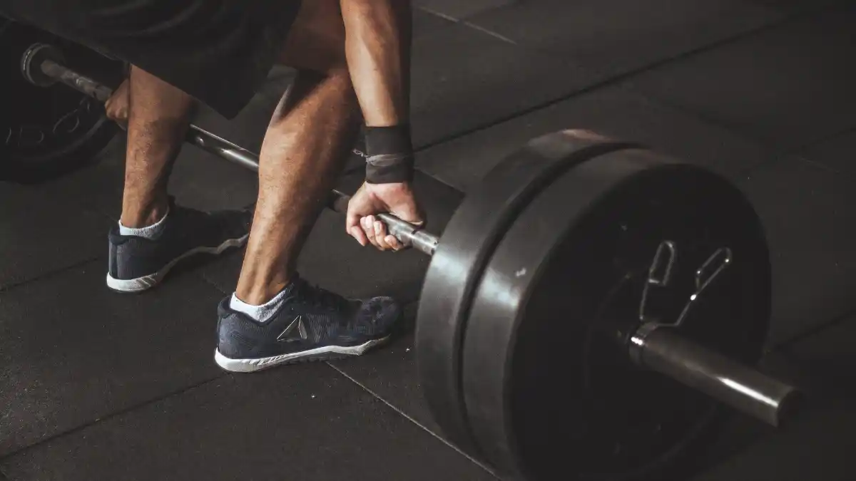 Cuidá tu espalda en cada entrenamiento para preservar tu salud/ DeporteGlam