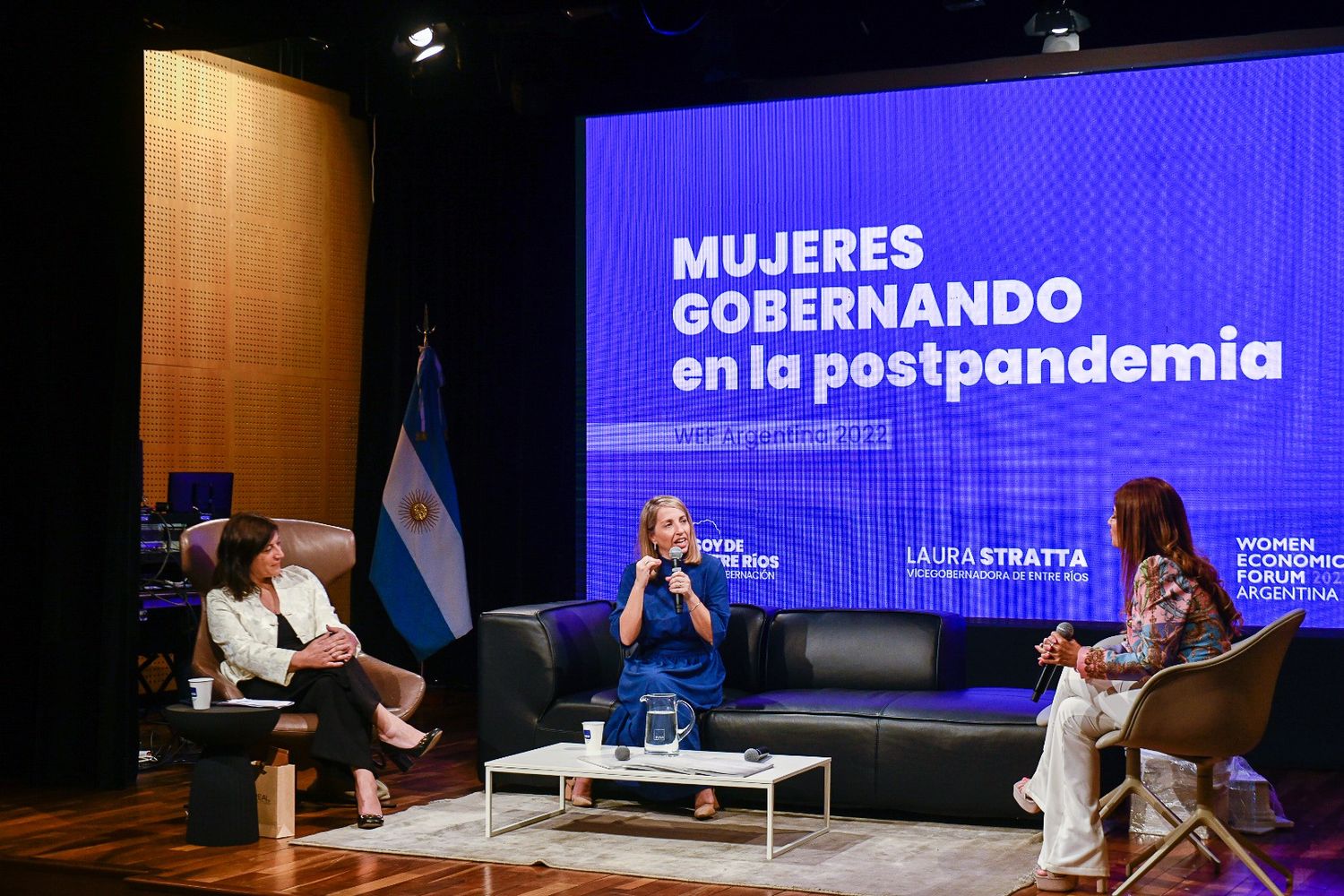 Stratta disertó en el cierre del Women Economic Forum 2022