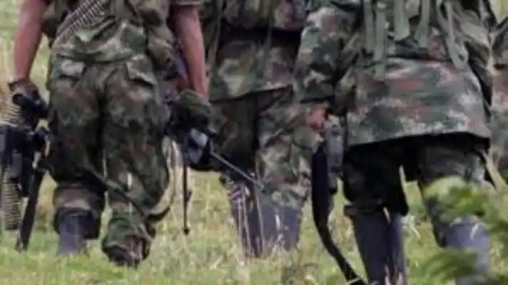 EN UNA FIESTA DE 15 AÑOS: guerrilla acribilla a tiros a dos venezolanos en la frontera con Colombia