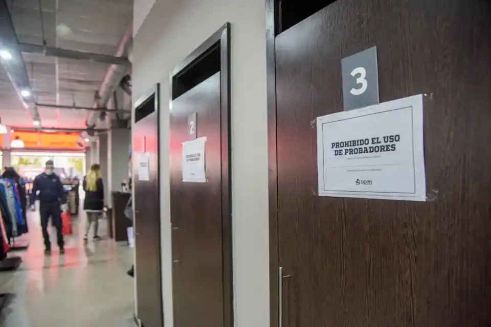 Flexibilización en Mar del Plata: Cómo es el protocolo para la venta de indumentaria y calzado