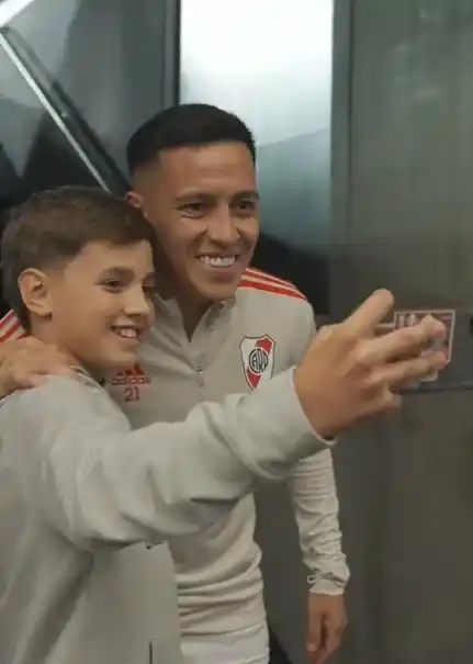 El sueño cumplido de un nene formoseño por conocer a un jugador de River