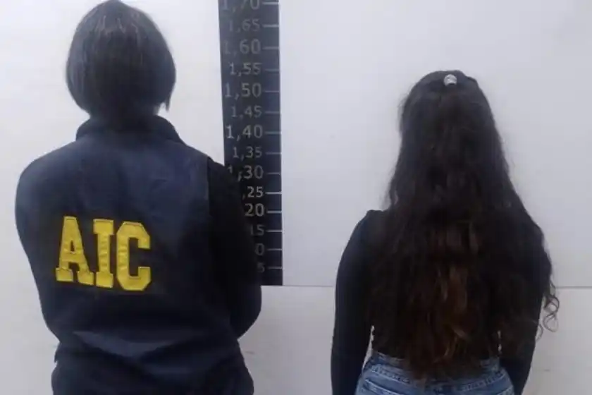 Liberaron a la joven detenida por presuntas amenazas a Javkin en redes sociales