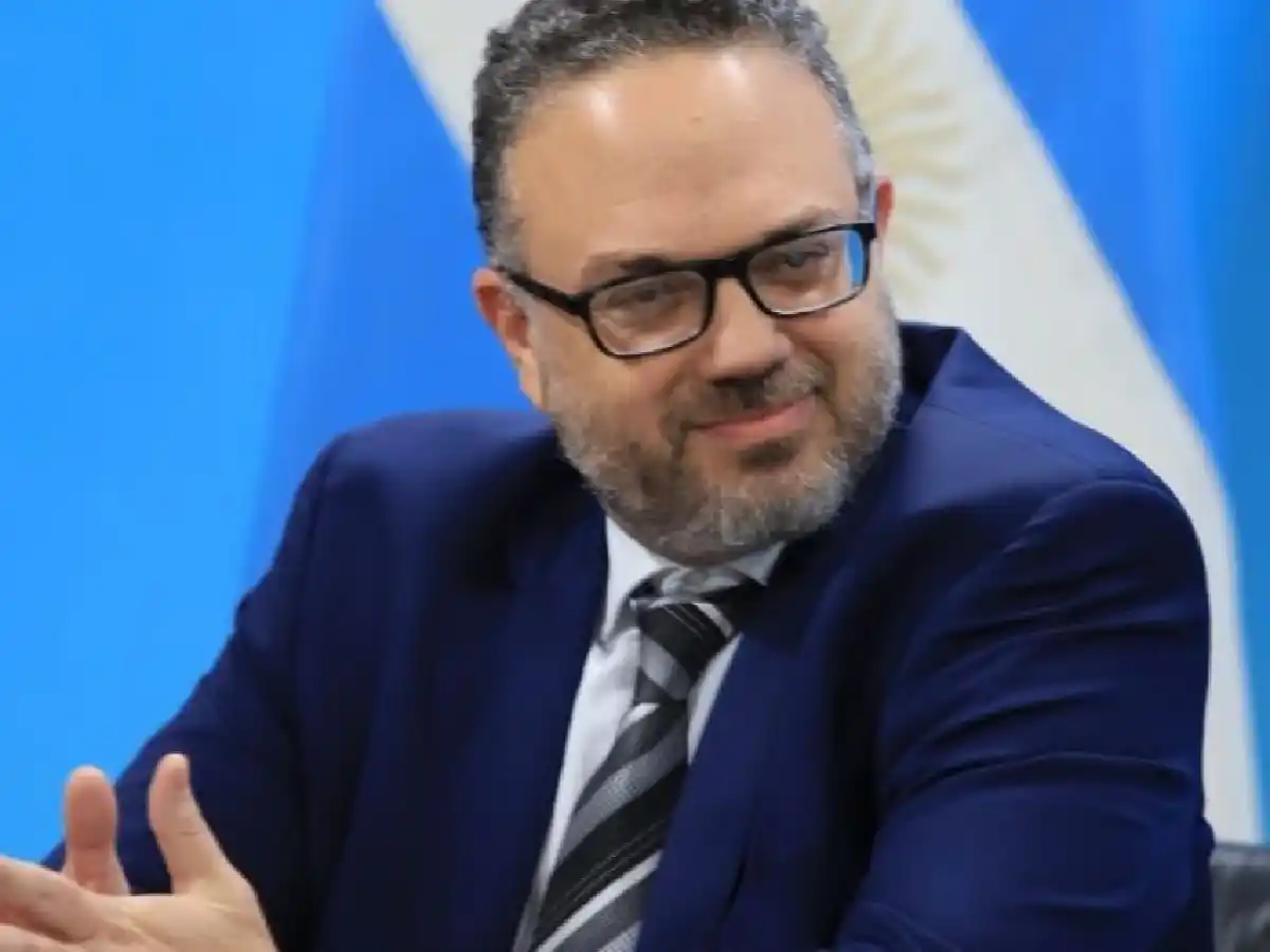 El gobierno trabaja en reactivar lo máximo posible en mayo la actividad industrial