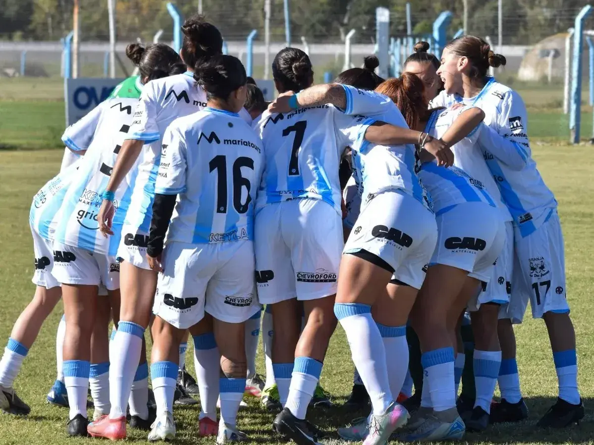 Las Cremosas reciben a las 20 a Vélez por la fecha de la Primera B Femenina de AFA. Foto:AR