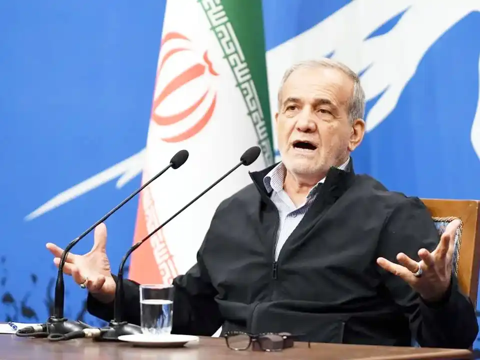 Irán promete represalias y llama a la unidad nacional tras tensiones internas