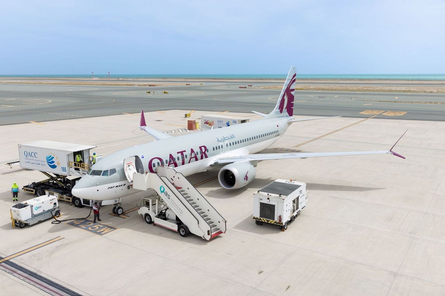 Qatar Airways Considering Canceling Order for 25 Boeing 737 MAX 10