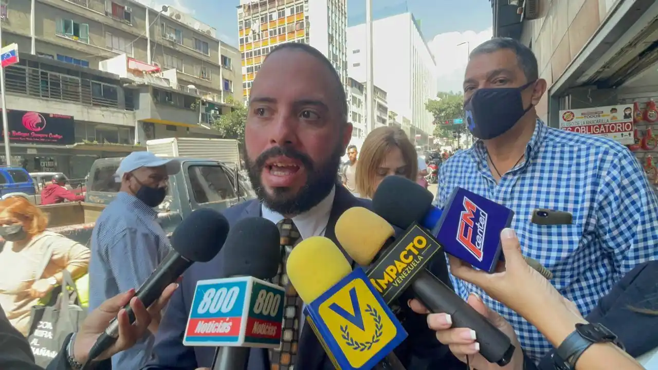 ¡POR INFORME DE TORTURAS! Prohibición de salida del país para abogados de DD.HH.