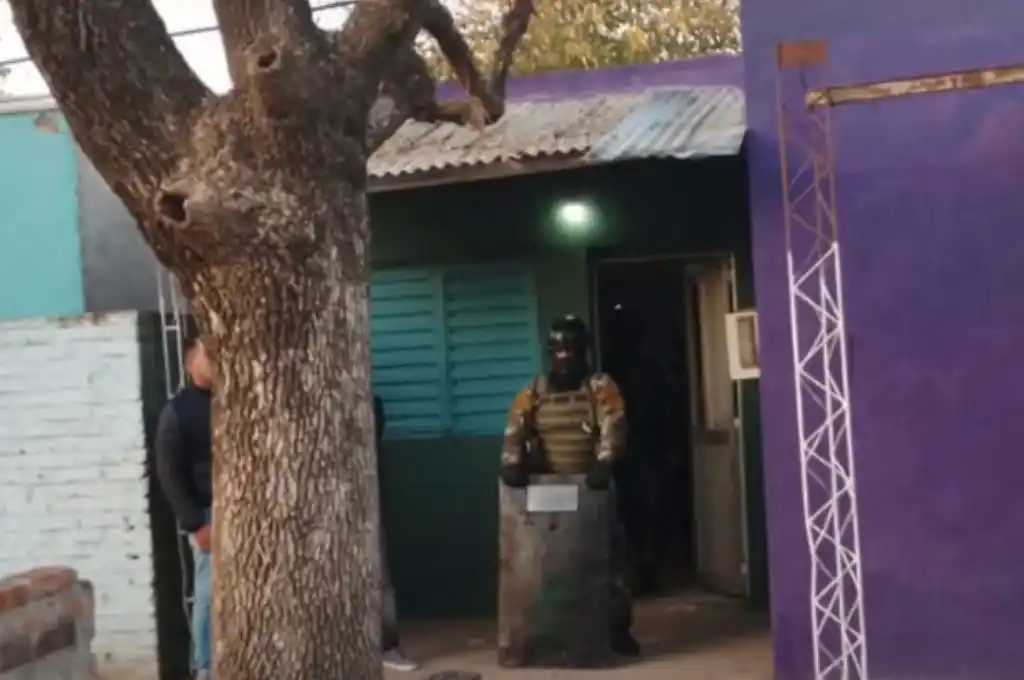 Capturaron a un evadido de la cárcel de Las Flores en barrio San Agustín