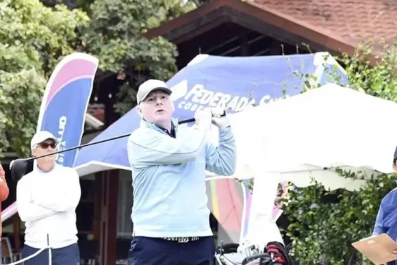 Acosta compite en el Open Senior