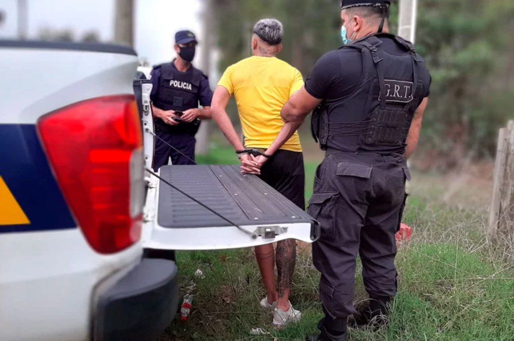 Detuvieron a un jugador de Peñarol con un arma cuando iba a un partido