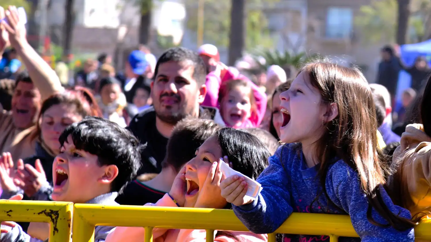 Día del Niño: una tarde de juegos, sorteos y transporte gratuito en la Plaza Cívica