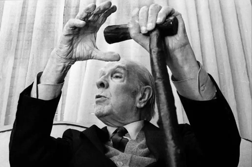 Se realizan homenajes a Borges, a 121 años de su nacimiento