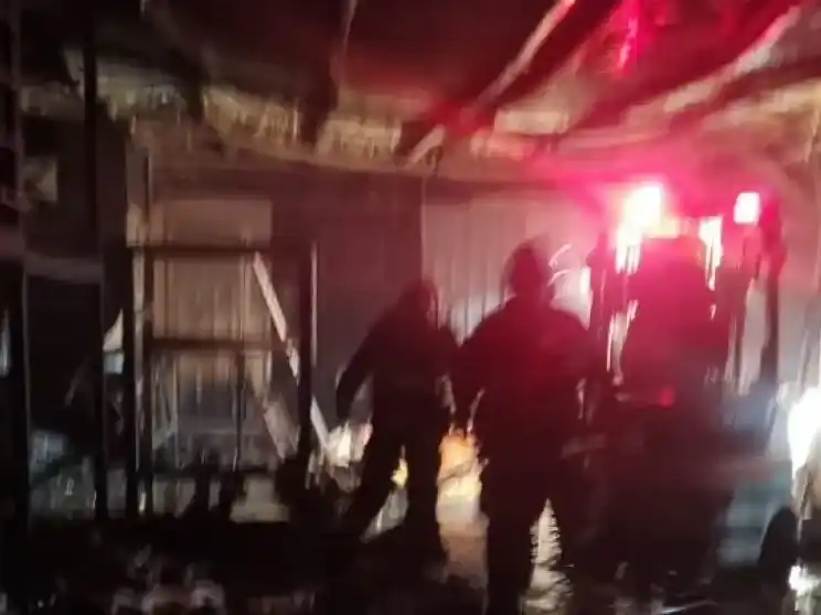 bomberos de villa rosa, pilar y la región sofocaron las llamas