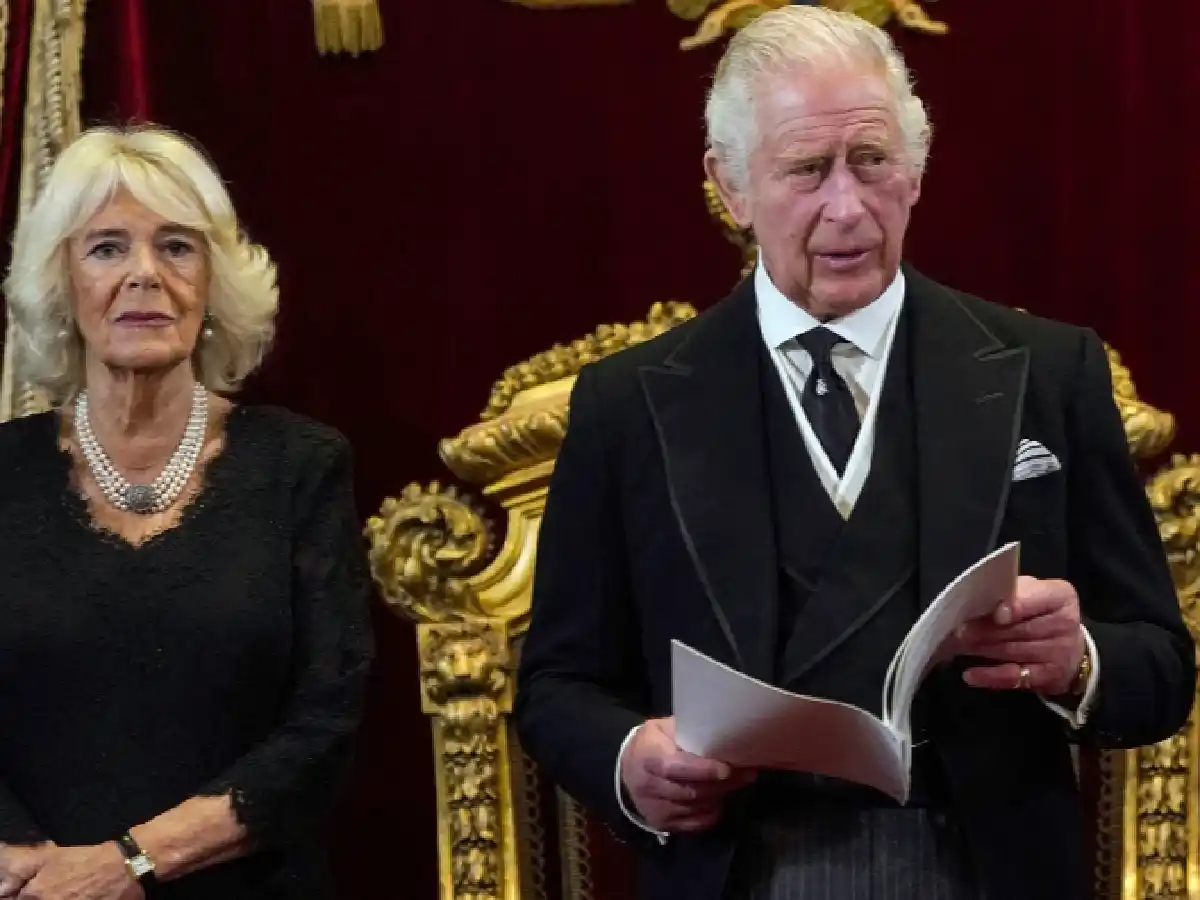 Carlos III fue proclamado oficialmente como el nuevo rey de Inglaterra