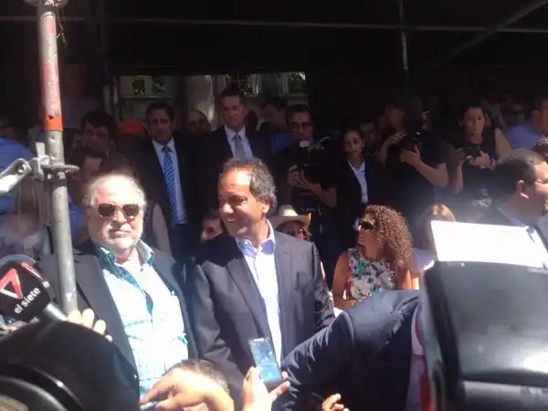 Junto a Paco Pérez Scioli participa de la Fiesta de la Vendimia