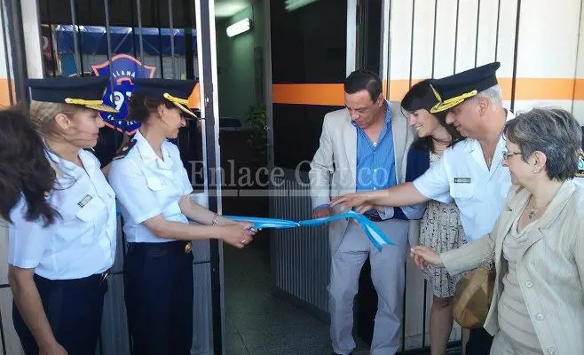 Zárate: Cáffaro inauguró la Comisaría de la Mujer y la Familia