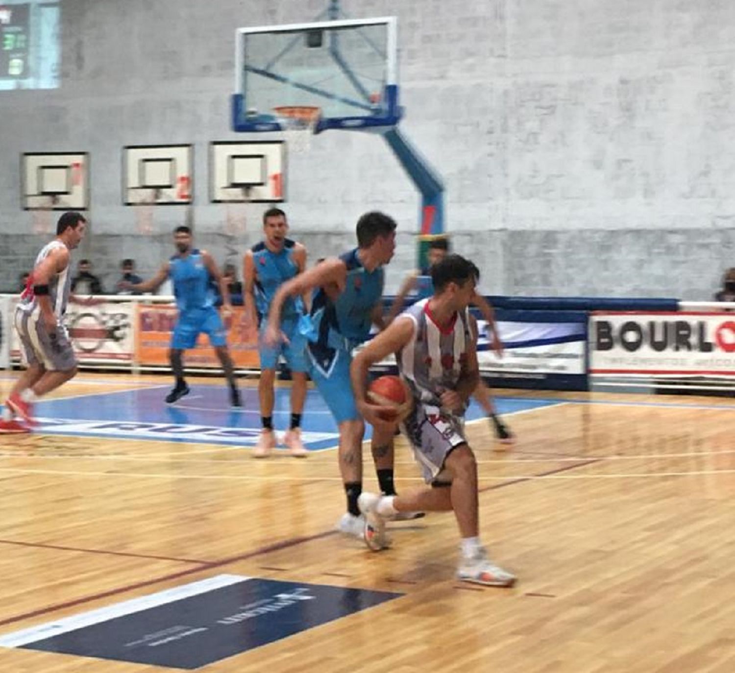 Central se quedó con un partidazo ante Luciano y sigue firme invicto