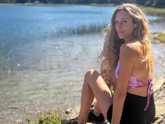 Detuvieron a una funcionaria del Ministerio de la Mujer bonaerense por el ataque con excremento a la casa de Espert