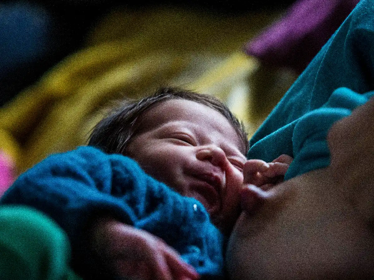 Amamantar, un acto soberano que también cuida al planeta