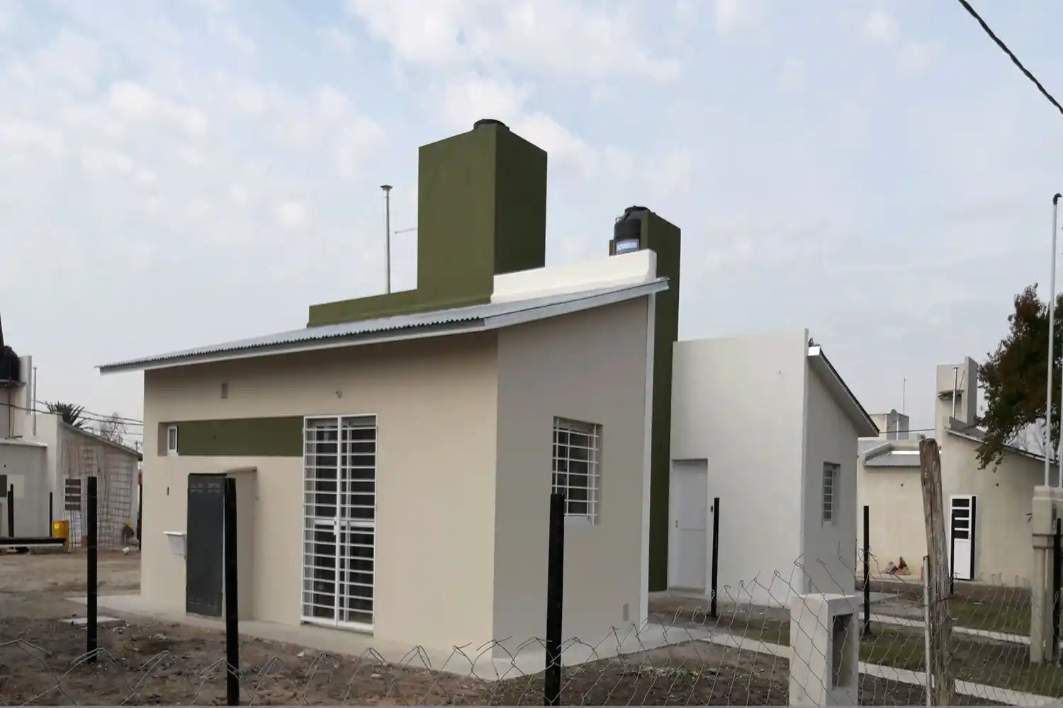 Destacan el avance del 96 % de 21 Viviendas para docentes en Gualeguaychú