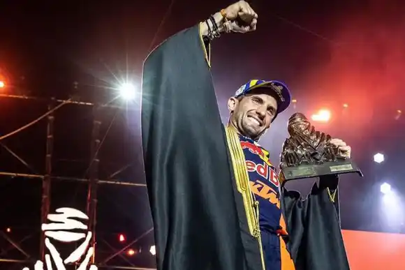 Orgullo argentino: Kevin Benavides ganó por segunda vez el Rally Dakar en la categoría motos