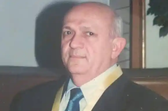 OTRA VÍCTIMA: fallece por COVID-19 fundador de la UCI del hospital Vargas