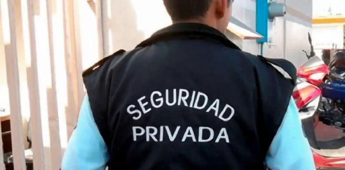 Trabajadores de seguridad privada denuncian que «las empresas que más incumplen son las contratadas por el Estado»