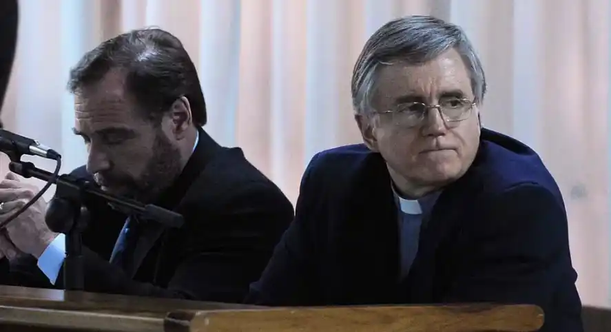 Representándose a sí mismo, el padre Grassi le dijo a los jueces que está preparado para la reinserción en libertad: “Soy inocente”