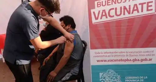 Segunda dosis: Durante agosto ya completaron el esquema 1 millón de bonaerenses