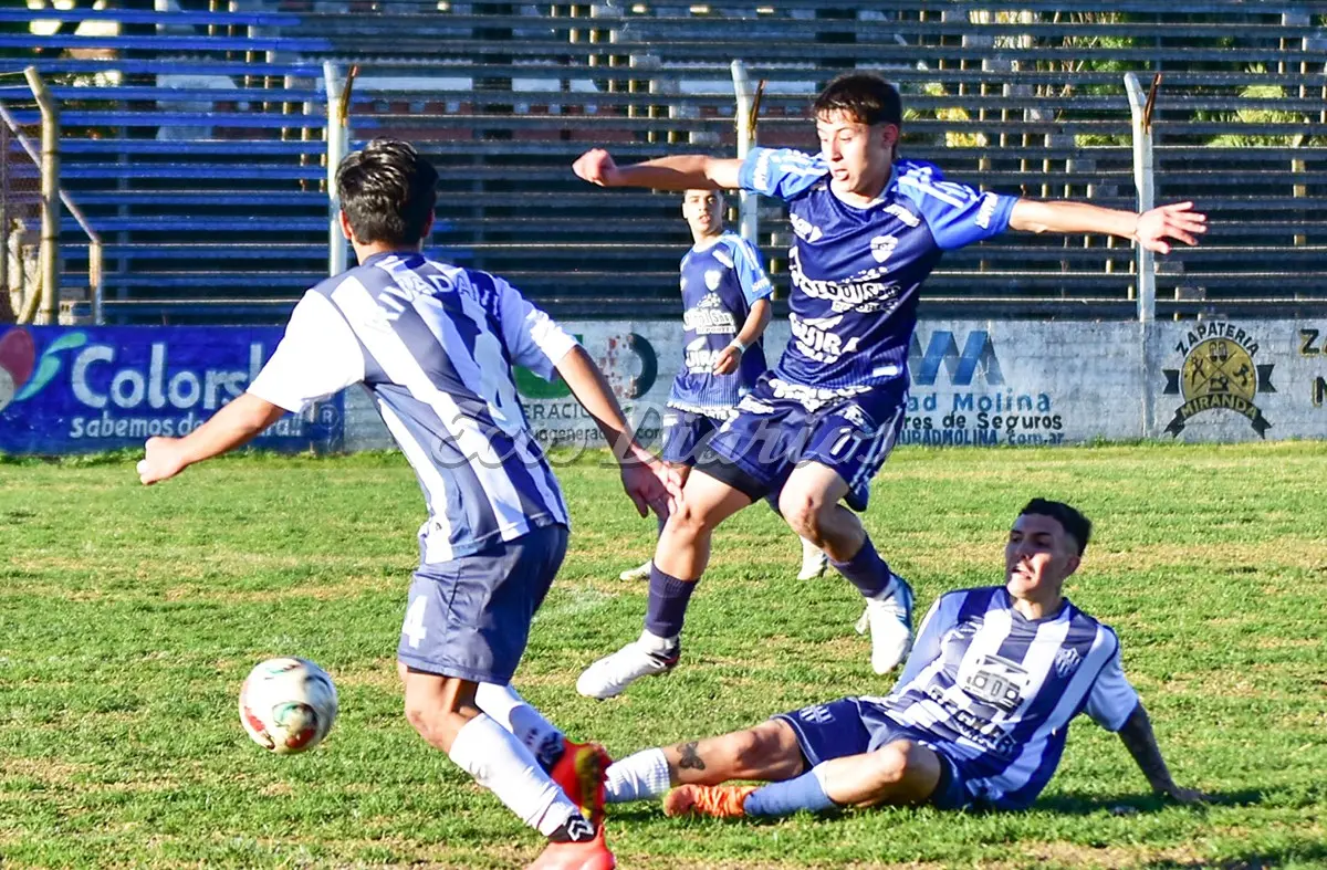 Lucas Barrera deja en el camino a Ríos y Caballero