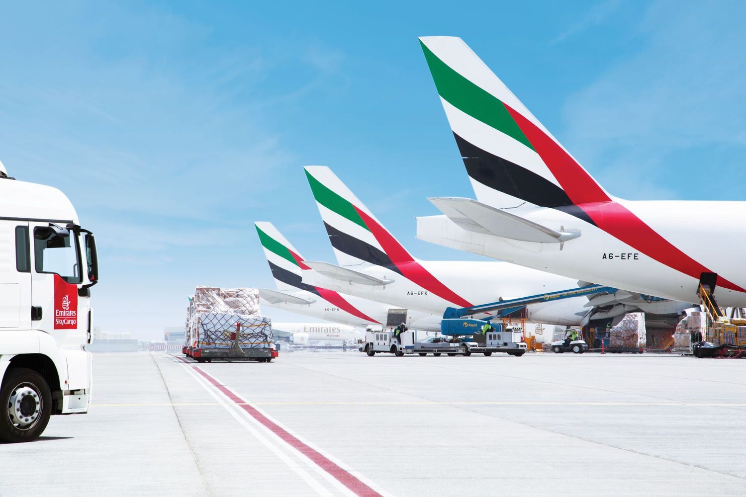 La Reina no se rinde: Emirates SkyCargo refuerza su flota con más aviones propios y dos Boeing 747 en wet-lease