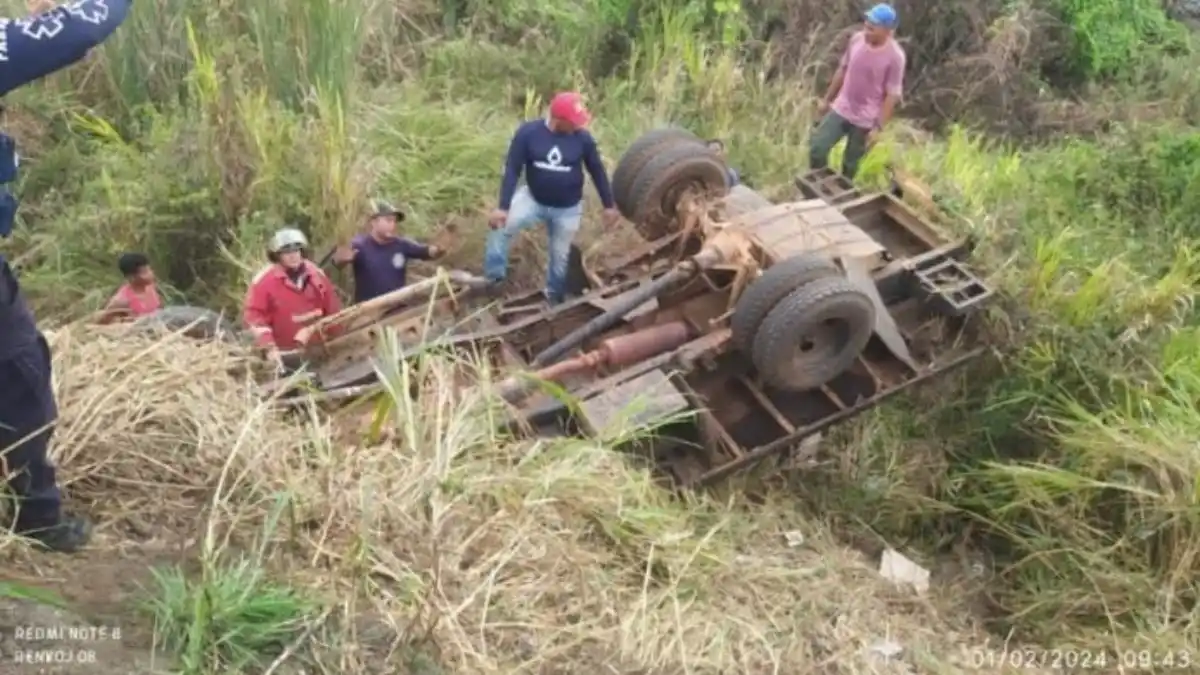 TRES MILITARES MURIERON y al menos diez resultaron heridos al volcar convoy en el estado Bolívar (VIDEO SENSIBLE)