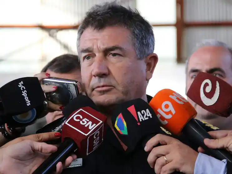 Roncaglia intimó a dos canales de TV, a un conductor y a condenados por narcos ante la "difusión de información falsa"